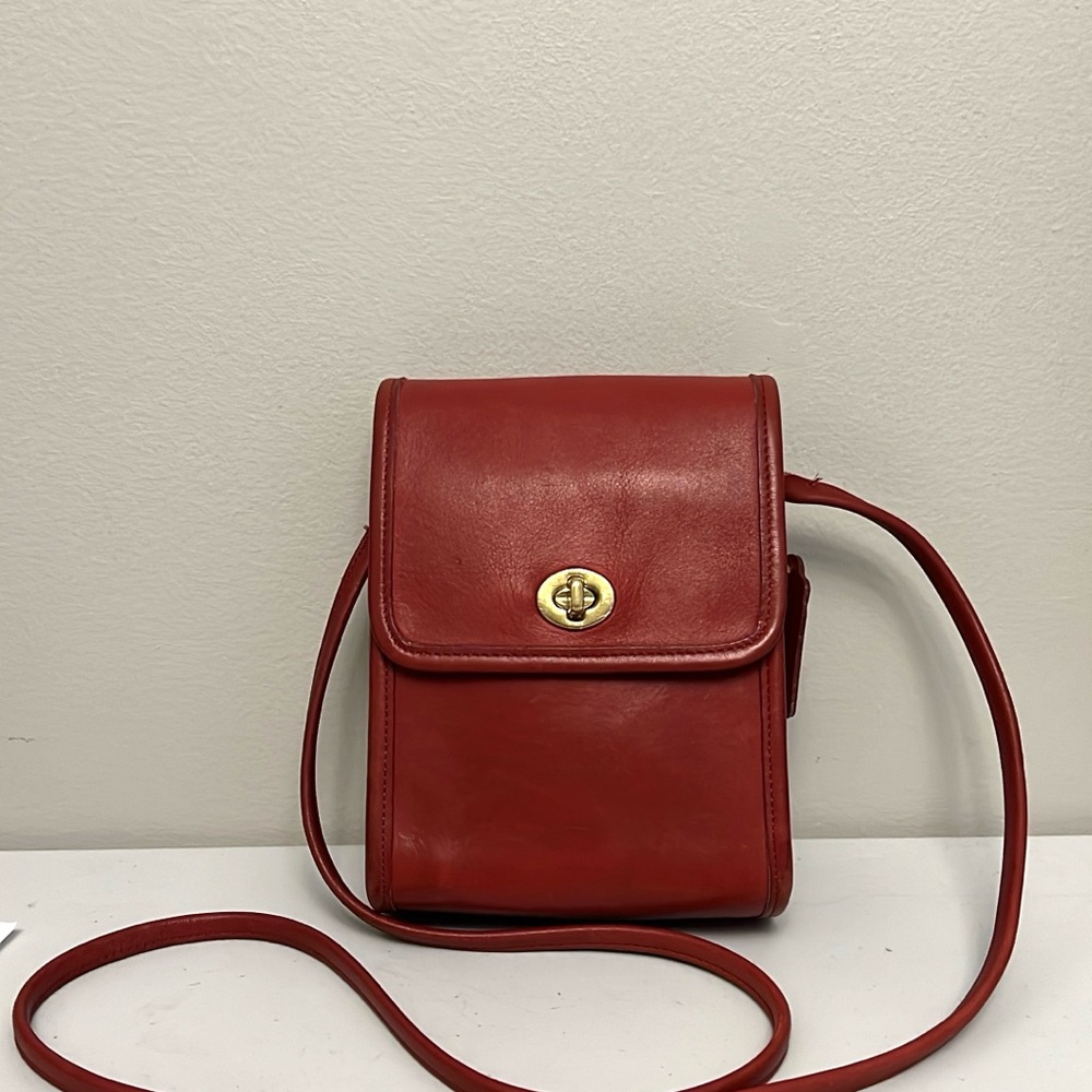 Vintage Coach Red Scooter crossbody bag